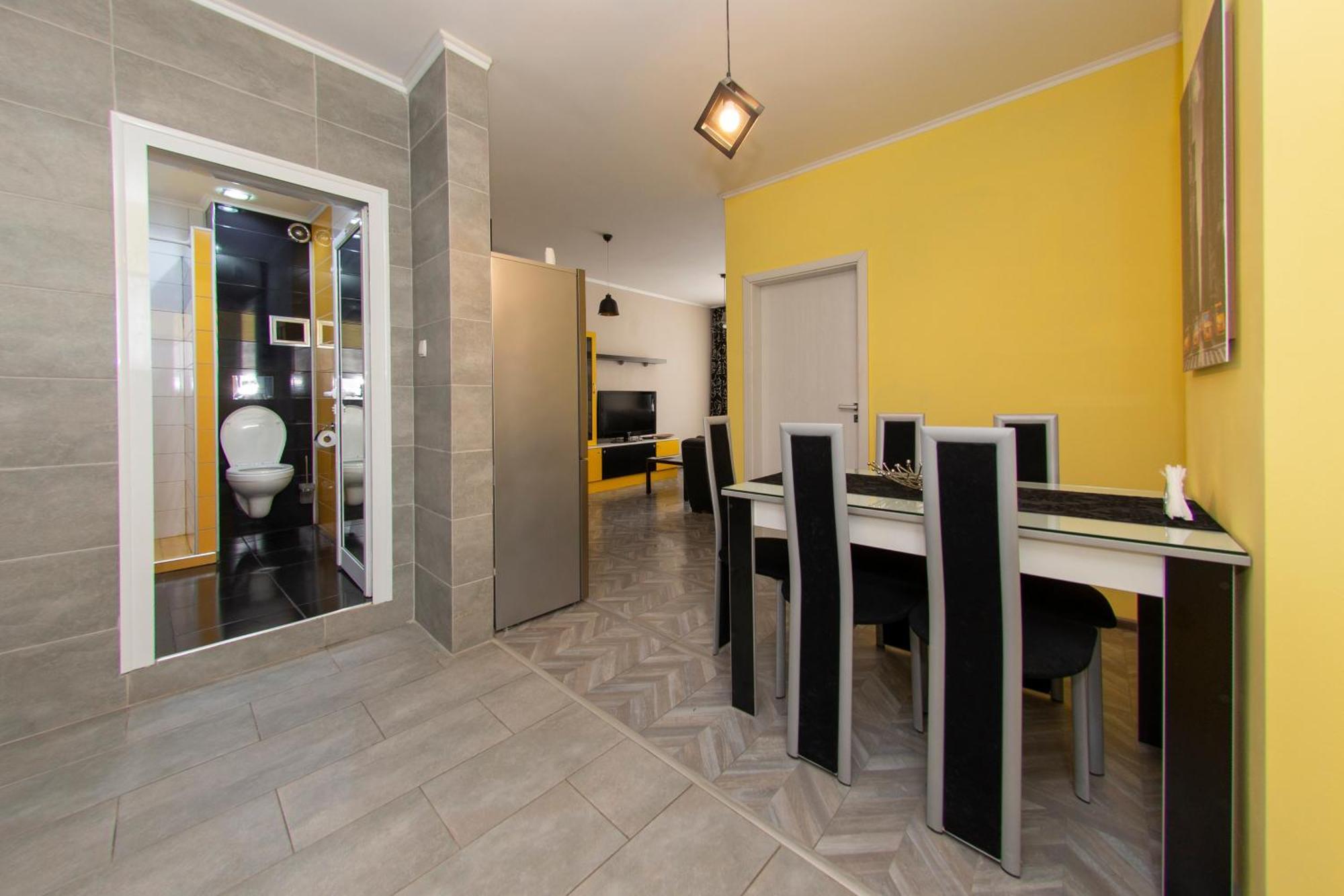The Yellow Appartment Sofia Extérieur photo