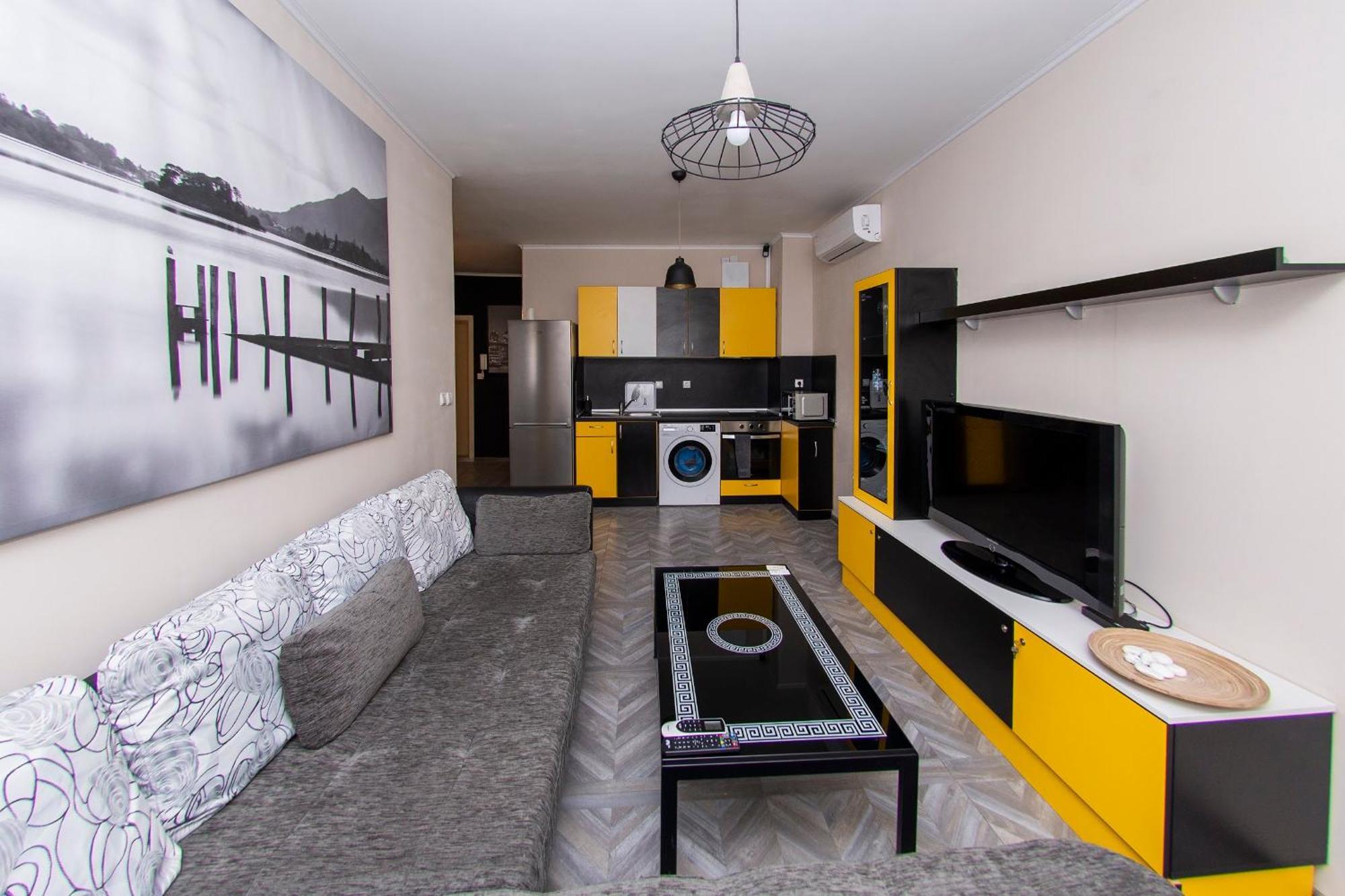 The Yellow Appartment Sofia Extérieur photo